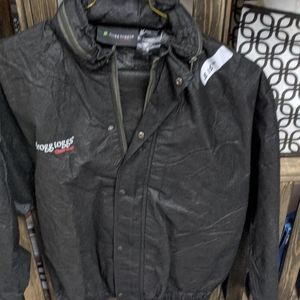 Two-piece rain suit jacket and pants